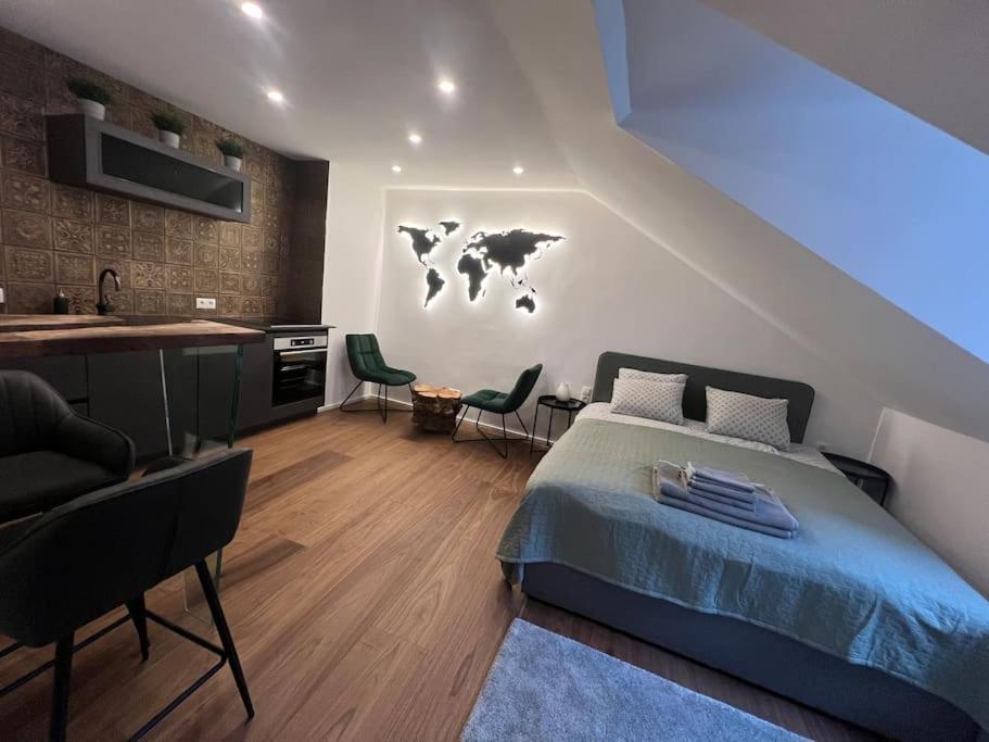 Tiny Wellness Apartment 그라츠 외부 사진