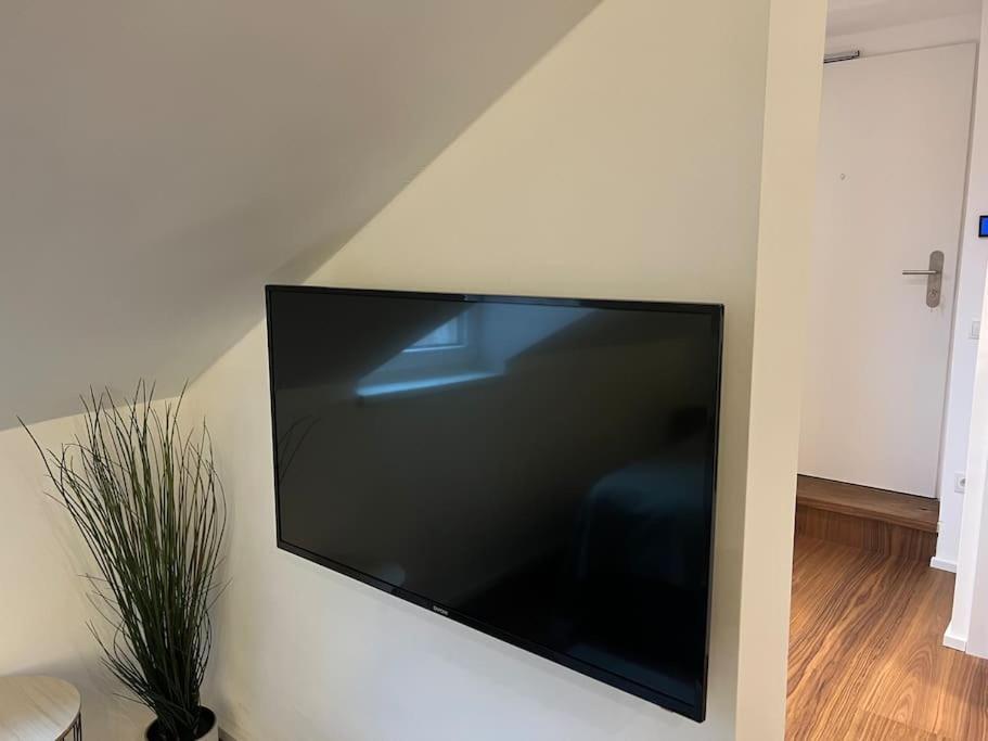 Tiny Wellness Apartment 그라츠 외부 사진